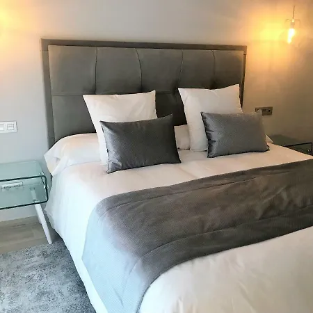 Pinomar Villa *